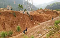 Tiếp cận hiện trường vụ sạt lở ở Phước Sơn, thi thể thứ 9 được tìm thấy
