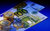 Vượt USD, Euro trở thành đồng tiền được sử dụng nhiều nhất cho thanh toán toàn cầu
