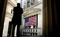 Chính quyền Trump dừng chương trình cho vay khẩn cấp của Fed