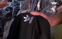 "Hàng hiệu" Adidas, Chanel, Burberry... bán hơn 100.000 đồng/bộ tại Ninh Hiệp