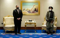 Ngoại trưởng Mỹ gặp đại diện Chính phủ Afghanistan và Taliban, thúc đẩy hòa đàm