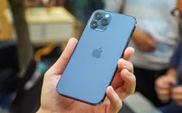 Giá iPhone 12 xách tay liên tục giảm nhưng vẫn đắt hơn máy chính hãng