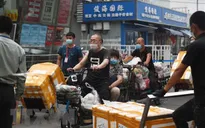 Chợ Tân Phát Địa ngừng bán và bảo quản thực phẩm đông lạnh để phòng dịch COVID-19