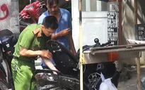 Bị đạp vào bụng, chạy vào bếp lấy dao đâm chết người