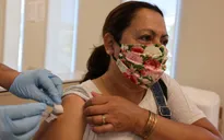 Mỹ chuẩn bị họp khẩn cấp xét đối tượng được tiêm vaccine COVID-19