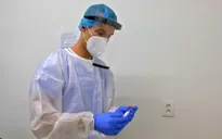 CH Séc huy động tình nguyện viên chống dịch COVID-19