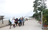 Trước bão số 10: Phú Yên trực 24/24 giờ chống bão, Quảng Nam, Quảng Ngãi di dời dân ra khỏi vùng sạt lở