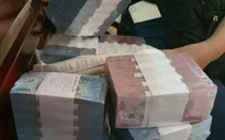 Ngân hàng không được “ép” khách vay mua bảo hiểm