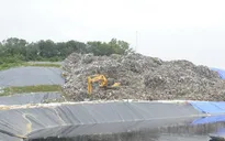 Yêu cầu chấm dứt tình trạng người dân bới rác tìm phế liệu tại bãi rác Nam Sơn