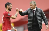 Fernandes lập kỷ lục, Man Utd tái lập kì tích thời Sir Alex