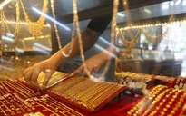 Giá vàng tăng vọt, chạm mốc 57 triệu đồng/lượng