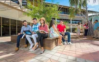 Đại học Charles Darwin (Australia) đón 63 sinh viên quốc tế trở lại