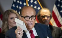 Luật sư thân cận của ông Trump được điều trị COVID-19 bằng liệu trình tương tự Tổng thống