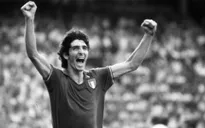 Huyền thoại bóng đá Italia, Paolo Rossi qua đời ở tuổi 64