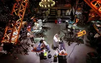 COVID-19, hộp đêm hóa thành trung tâm hiến máu