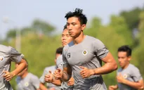 Văn Hậu nghỉ thi đấu đến tháng 4