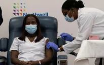 Những liều vaccine COVID-19 sớm sẽ dành cho ai?