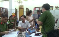 Thu giữ hàng trăm sổ đỏ, 2 khẩu súng trong biệt thự dát vàng của Thiện "Soi"