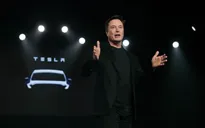 Elon Musk từng cố bán Tesla cho Apple