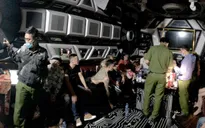 Phát hiện hàng chục người "thác loạn" ma túy tại quán karaoke