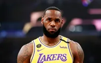 Lebron James đồng ý gia hạn hợp đồng với Los Angeles Lakers