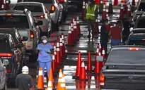 Nguy cơ bùng phát dịch COVID-19 tại Mỹ đang ở mức cao nhất