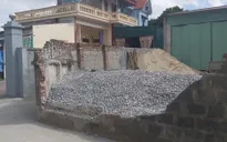 Khởi tố vụ án tường đổ làm nữ sinh lớp 6 tử vong