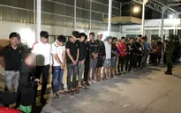 Mạnh tay xử lý "quái xế", không đội mũ bảo hiểm trên Quốc lộ 19