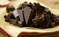 10 lợi ích sức khỏe tuyệt vời của chocolate đen