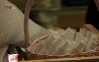 Tiệm hoa tại Trung Quốc tặng hoa và nước rửa tay miễn phí ngày Valentine