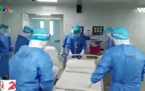 Trung Quốc: Khủng hoảng nhân viên y tế bị nhiễm COVID-19 tăng cao