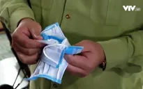 Kinh hoàng công nghệ sản xuất khẩu trang bằng... giấy vệ sinh