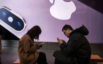 Apple: Có thể sẽ không còn iPhone để mua!