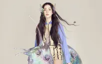 Angelababy cưỡi ốc sên, hôn bọ, mọc cánh chuồn chuồn