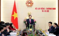 Tạm dừng tiếp nhận lao động từ Trung Quốc quay trở lại làm việc
