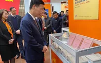Triển lãm sách kỷ niệm 90 năm ngày thành lập Đảng