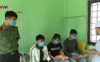Tạm dừng cấp giấy phép mới cho lao động từ vùng có dịch