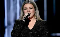 Kelly Clarkson xác nhận trở lại làm dẫn chương trình lễ trao giải Billboard