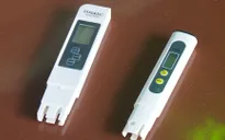 Phân biệt máy đo độ mặn và máy đo độ tinh khiết nước
