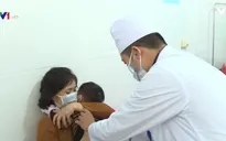 Những chiến sĩ blouse trắng trên tuyến đầu chống COVID-19 tại Sơn Lôi, Vĩnh Phúc