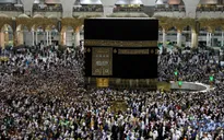 Saudi Arabia dừng cấp thị thực cho người hành hương tới Mecca