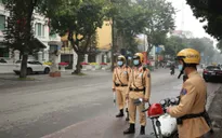 WHO: CSGT nên đeo khẩu trang và trang bị dung dịch rửa tay
