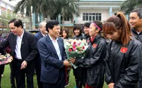 Bộ trưởng Nguyễn Ngọc Thiện biểu dương đội tuyển nữ giành vé đi tiếp tại vòng loại Olympic 2020