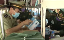 Bắt xe khách vận chuyển trái phép gần 30.000 khẩu trang sang Lào tiêu thụ