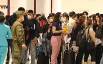 Khuyến cáo hành khách đeo khẩu trang đến sân bay, nhà ga