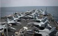 Lầu Năm Góc sẽ duy trì 2 biệt đội tàu sân bay tấn công tại vùng Vịnh