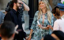 Vợ chồng siêu mẫu Đức Heidi Klum được xét nghiệm COVID-19, tạm thời cách ly