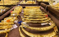 Giá vàng bật tăng lên mức hơn 46 triệu đồng/lượng