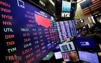 Sàn chứng khoán New York tạm đóng cửa, chuyển sang giao dịch trực tuyến