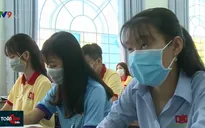 Học sinh, sinh viên Cần Thơ yên tâm trong ngày đầu trở lại trường học